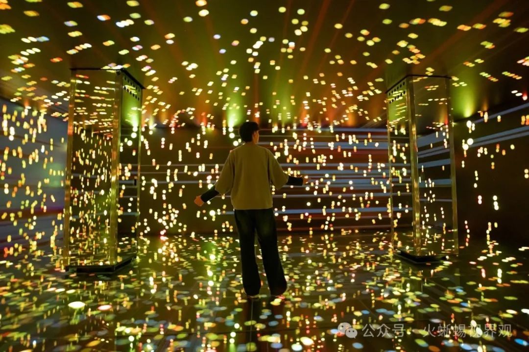 电子音乐与数字艺术融合的全新沉浸式空间体验 电子音乐与数字艺术融合的全新沉浸式空间体验