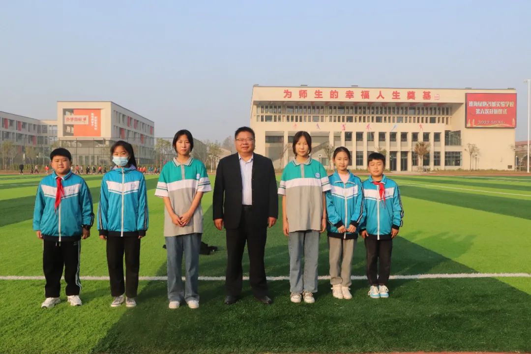 【2464号】周开军:技术、艺术与深度学习∽一个关于人像绘画的案例分析 【2464号】周开军:技术、艺术与深度学习∽一个关于人像绘画的案例分析